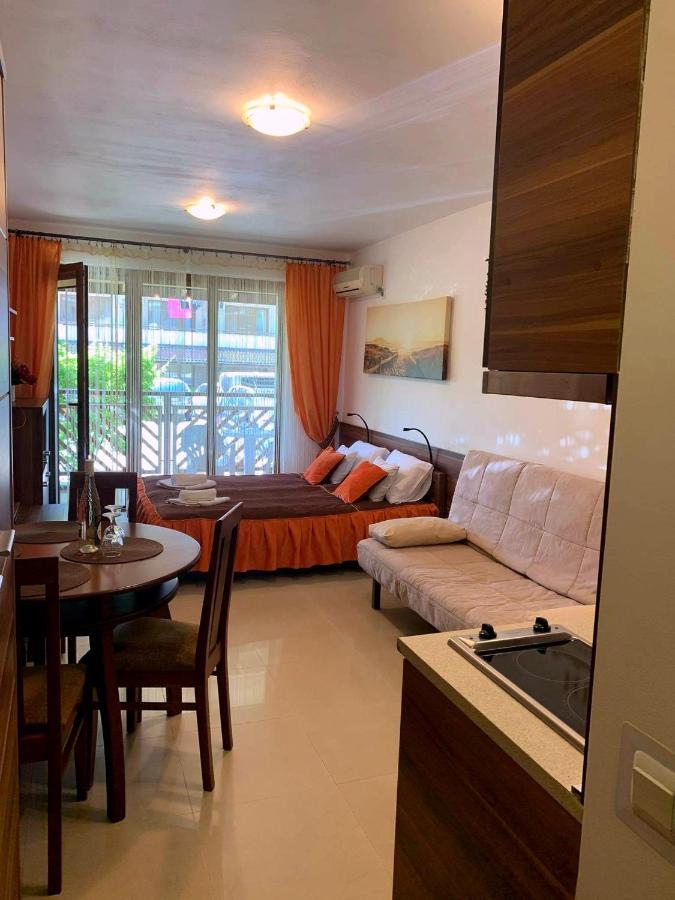 Studio De Lux Apartment Primorsko Exterior photo
